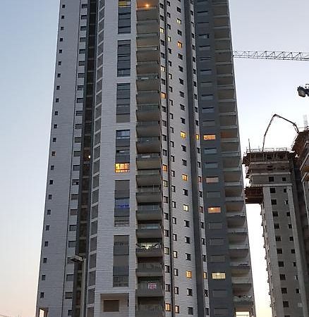 Private Bed/Bathroom In נתניה מראה חיצוני תמונה