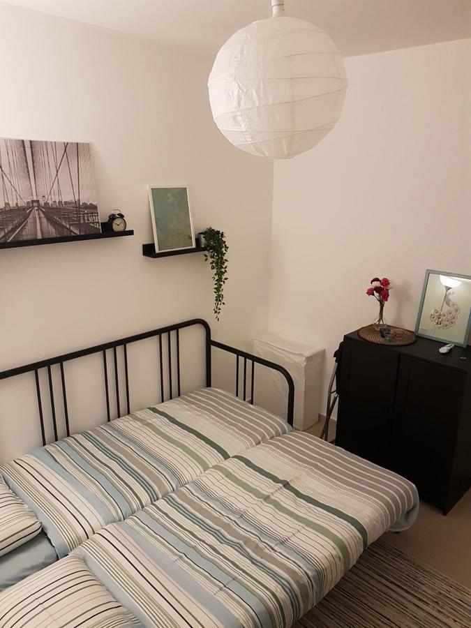 Private Bed/Bathroom In נתניה מראה חיצוני תמונה