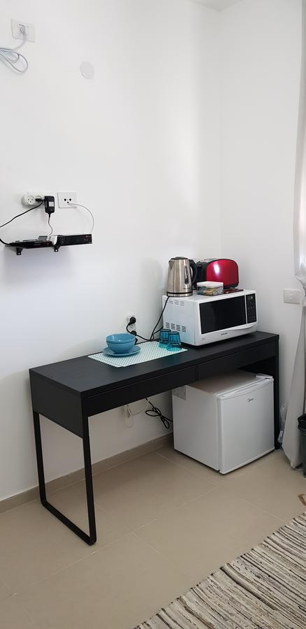 Private Bed/Bathroom In נתניה מראה חיצוני תמונה