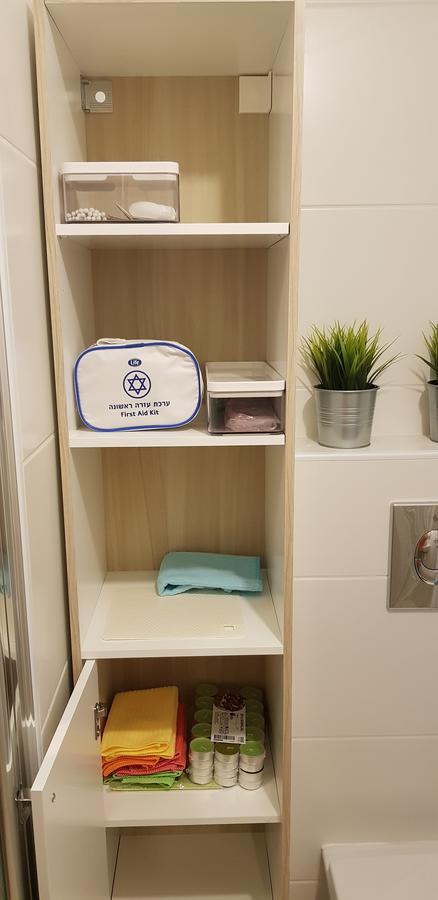 Private Bed/Bathroom In נתניה מראה חיצוני תמונה